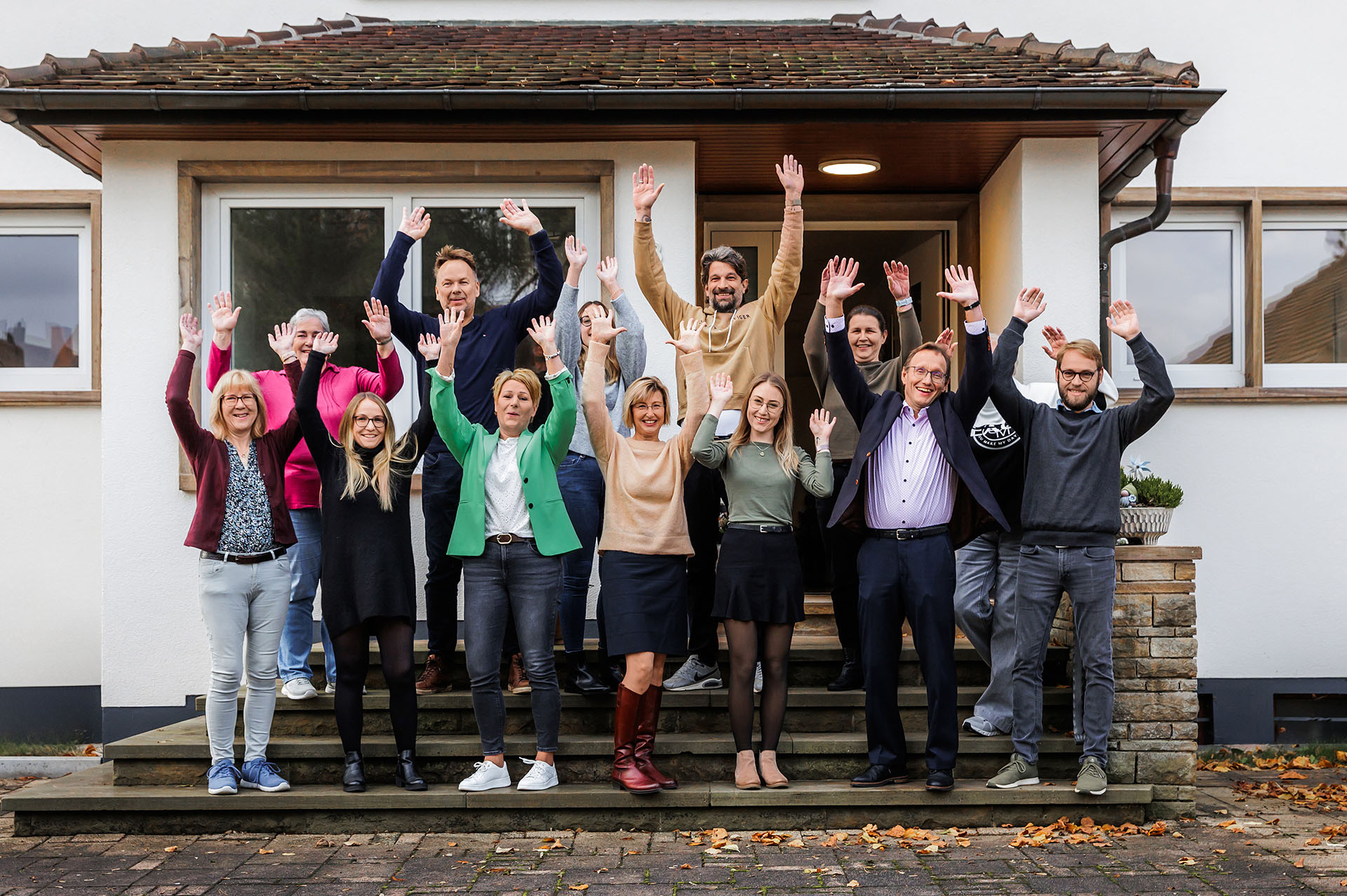 Ist der Teamzusammenhalt tatsächlich so groß und gut, wie Ihr es beschreibt?